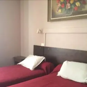 Stanislas Sans Ascenseur 2* Parigi