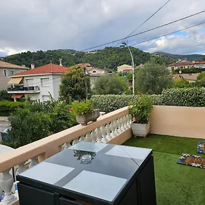 1 A Proche De Nice, Monaco Et L'italie Pensión