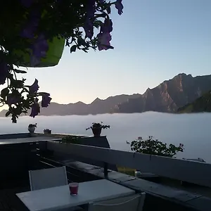 gite-chalet-du-soulor.midi-pyreneeshotels.com/